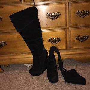 2/$20 Black knee high boots